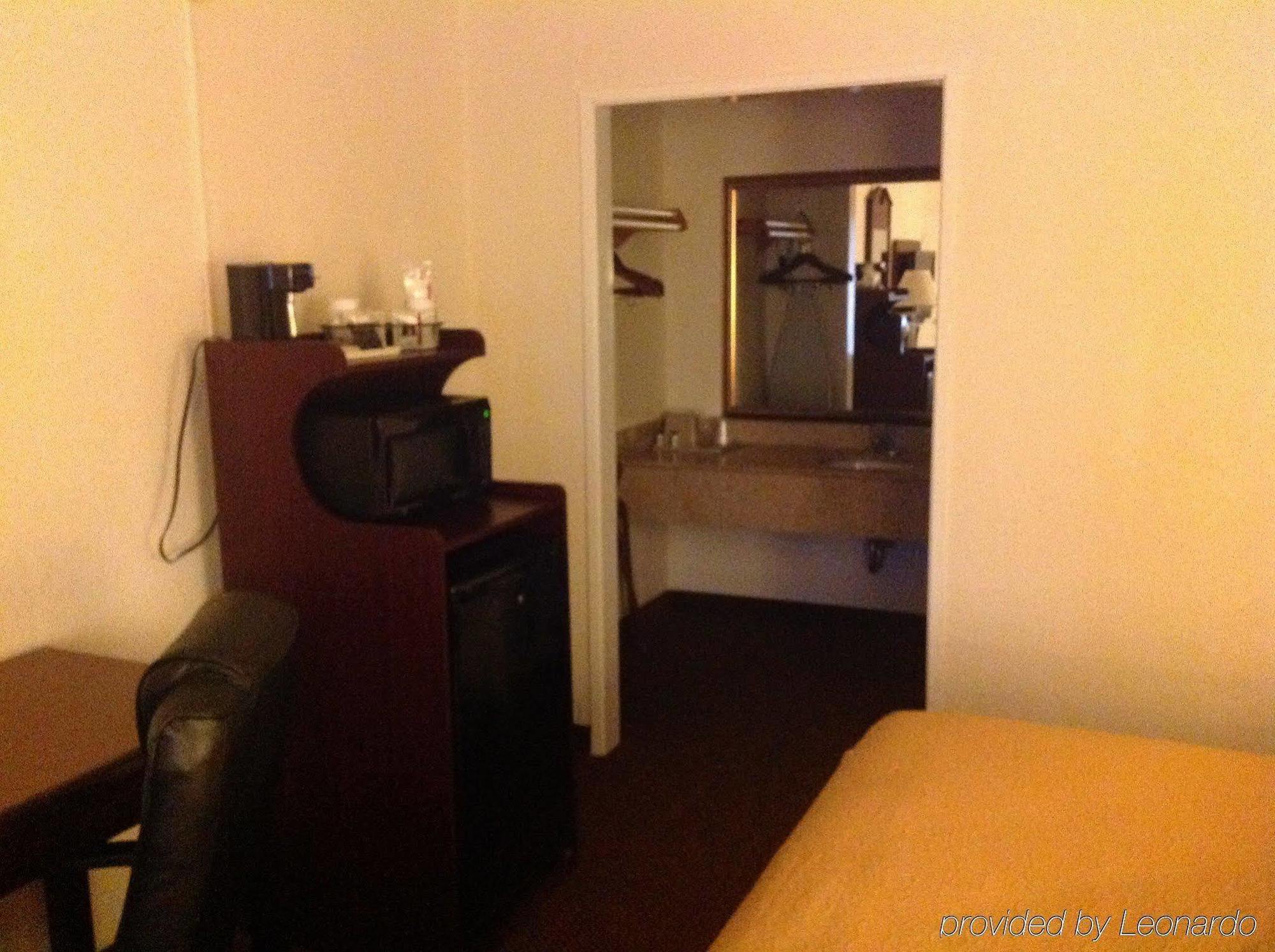 Red Roof Inn Tallahassee East Phòng bức ảnh